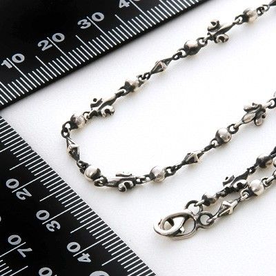 シルバーネックレス