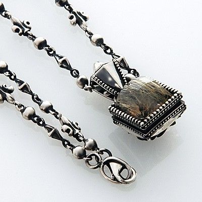 シルバーネックレス