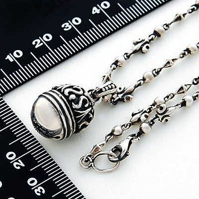 シルバーネックレス