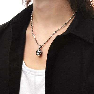 シルバーネックレス