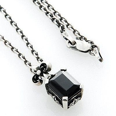 シルバーネックレス