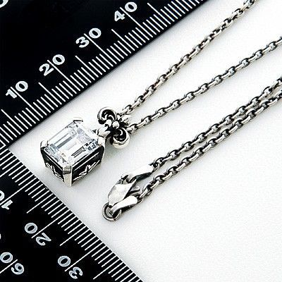 シルバーネックレス