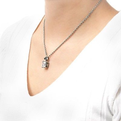 シルバーネックレス