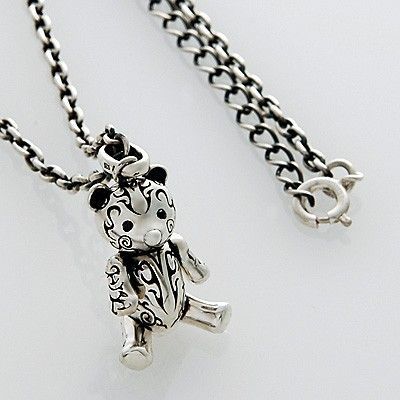 シルバーネックレス