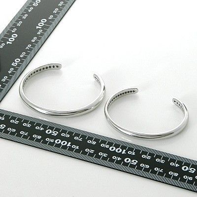 シルバーペアバングル