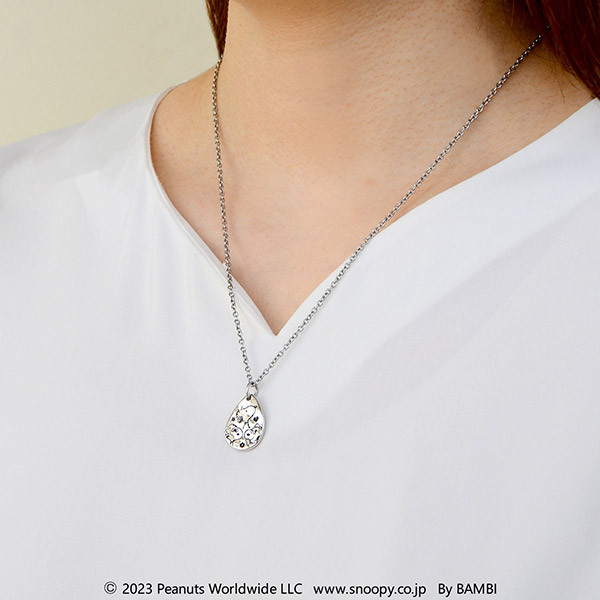 シルバーネックレス