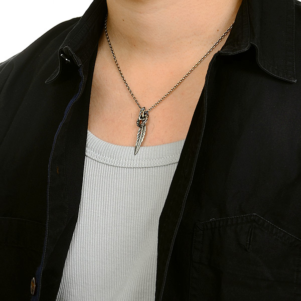 シルバーネックレス