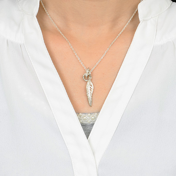 シルバーペアネックレス