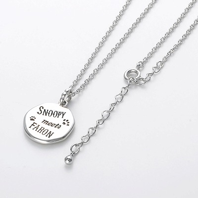 シルバーネックレス