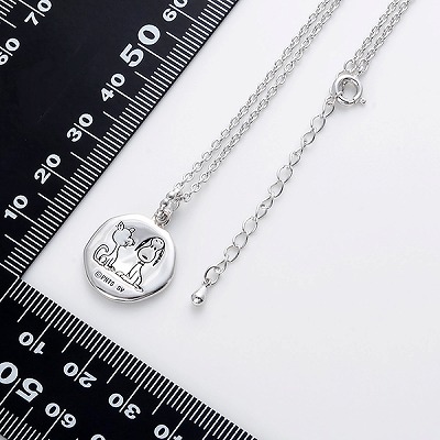 シルバーネックレス