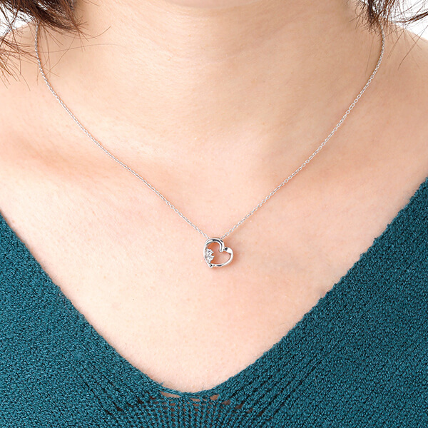 シルバーネックレス