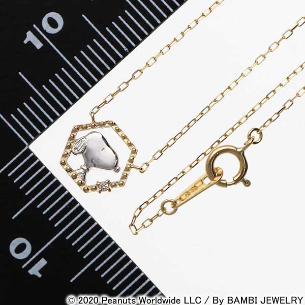 ゴールドネックレス