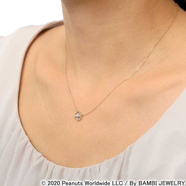 ゴールドネックレス