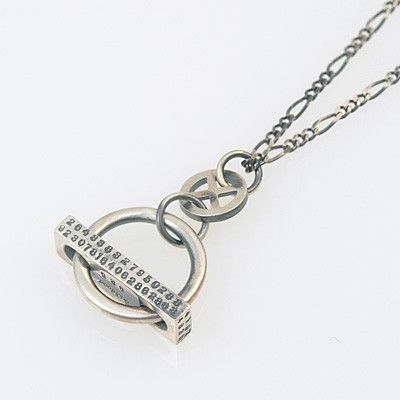 シルバーネックレス