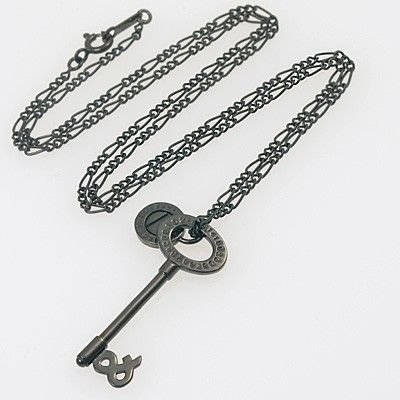 シルバーネックレス