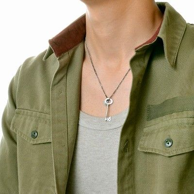 シルバーネックレス