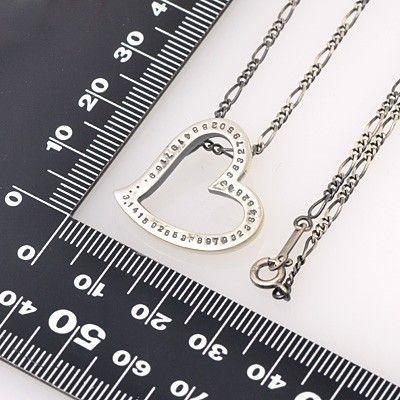 シルバーネックレス