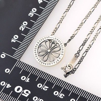 シルバーネックレス