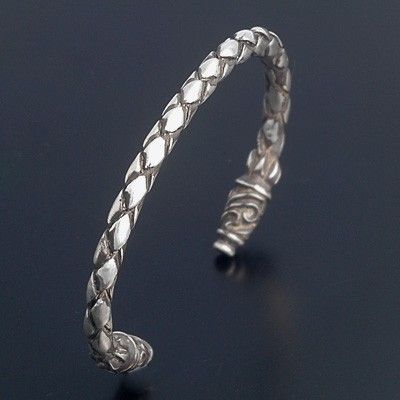 シルバーバングル