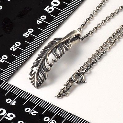 シルバーネックレス