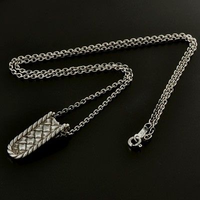 シルバーネックレス