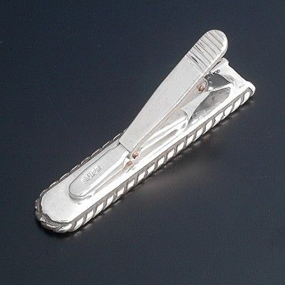 シルバータイピン