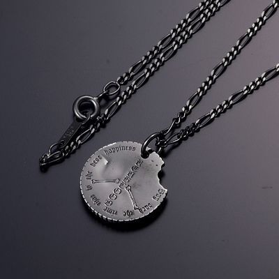 シルバーネックレス