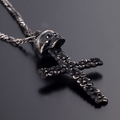 シルバーネックレス