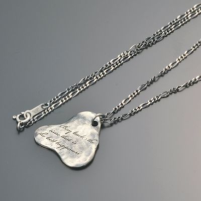 シルバーネックレス