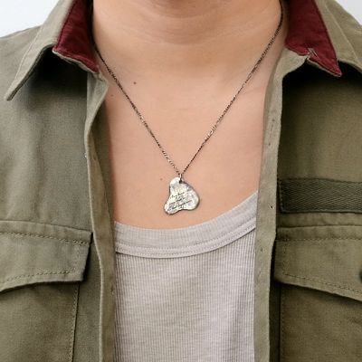 シルバーネックレス