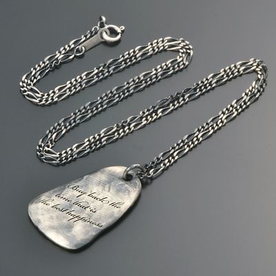 シルバーネックレス