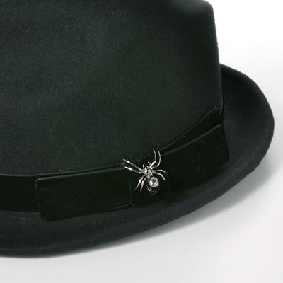 シルバーブローチ