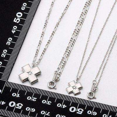 シルバーペアネックレス