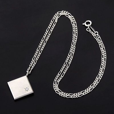 シルバーネックレス