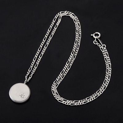 シルバーネックレス