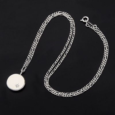 シルバーネックレス