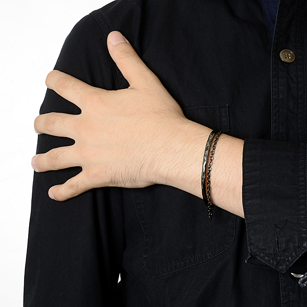 シルバーバングル