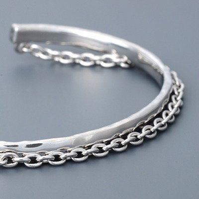 シルバーバングル