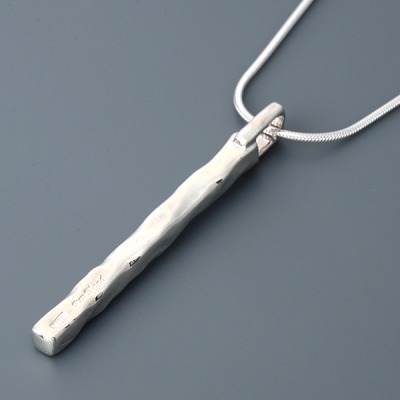 シルバーネックレス