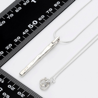 シルバーネックレス