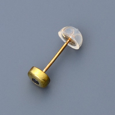 イエローゴールドピアス(片耳用)