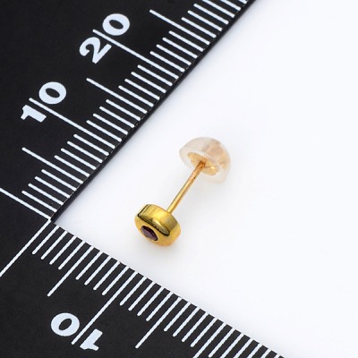 イエローゴールドピアス(片耳用)