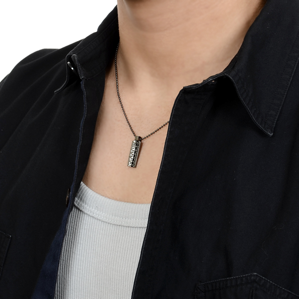 シルバーネックレス