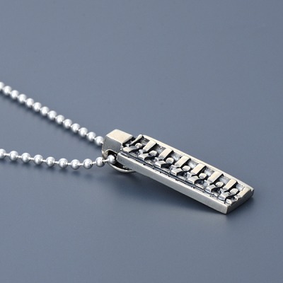 シルバーネックレス