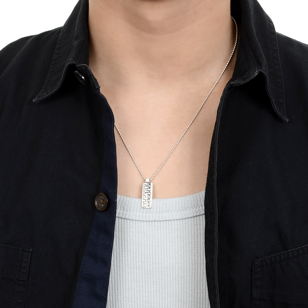 シルバーネックレス