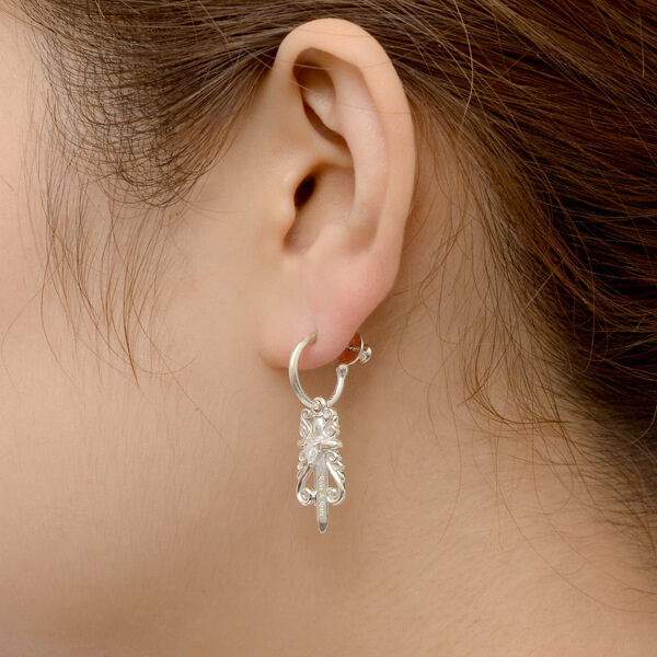 シルバーピアス(片耳用)