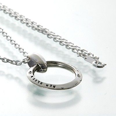 シルバーネックレス