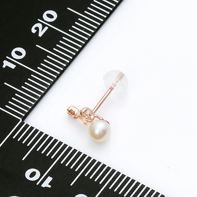 ピンクゴールドピアス