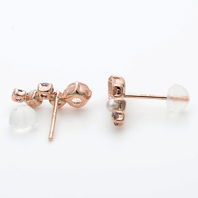 ピンクゴールドピアス