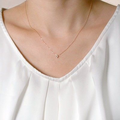 ホワイトゴールドゴールドネックレス